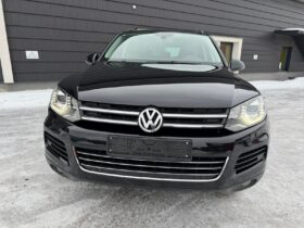 2014 VOLKSWAGEN TOUREG