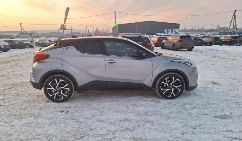 
								2017 TOYOTA C-HR pilnas									