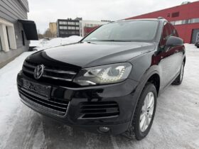 2014 VOLKSWAGEN TOUREG