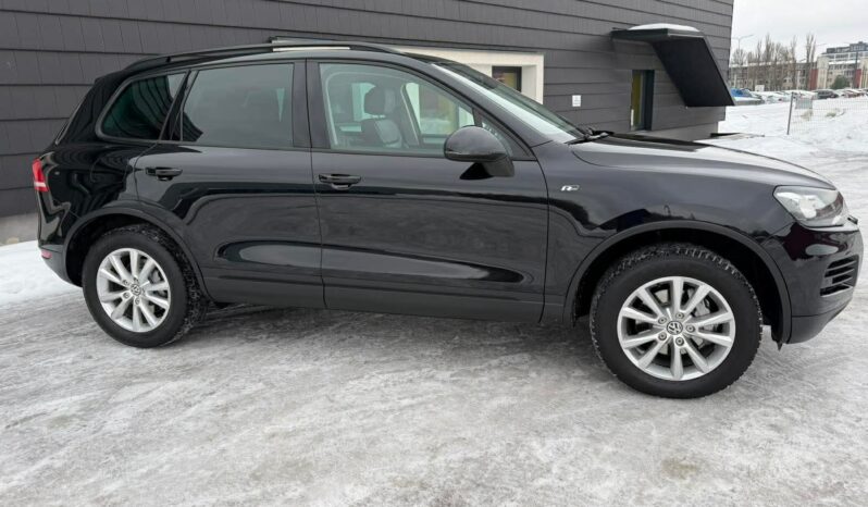 
								2014 VOLKSWAGEN TOUREG pilnas									