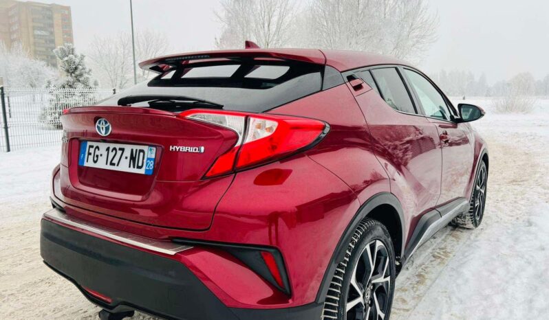 
								2020 TOYOTA CH-R pilnas									