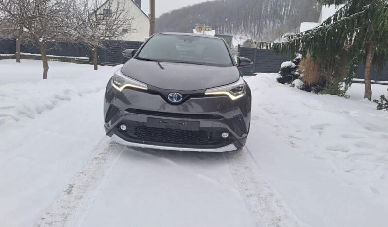 
								2018 TOYOTA C-HR pilnas									