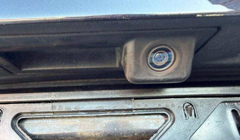 
								Volkswagen Tiguan pilnas									