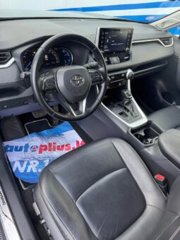 
										2019 TOYOTA RAV-4 pilnas									