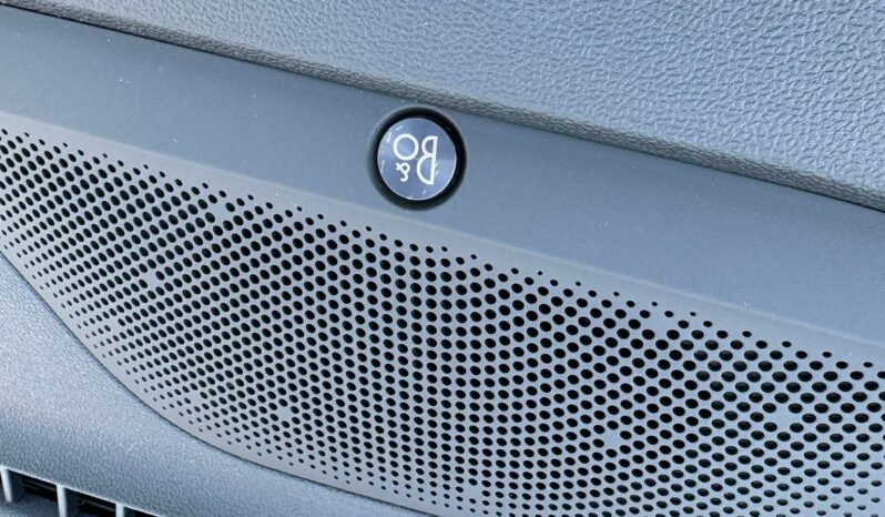 
								2023 FORD FOCUS ST-LINE pilnas									