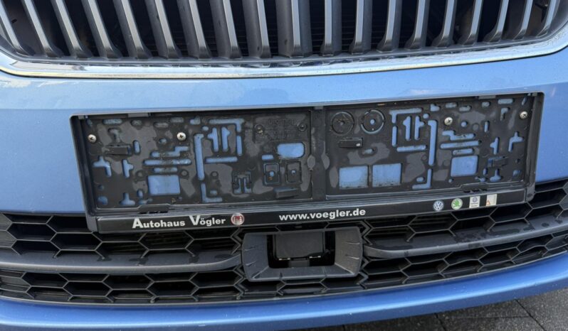 
								2017 SKODA RAPID pilnas									