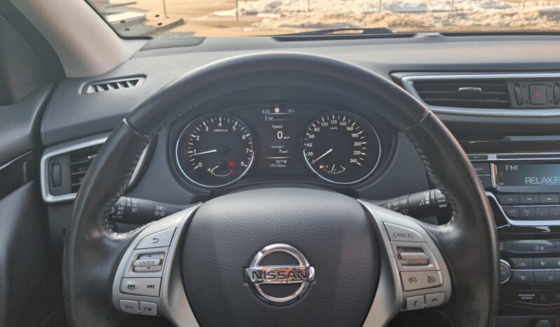 
								2016 NISSAN QASHQAI pilnas									