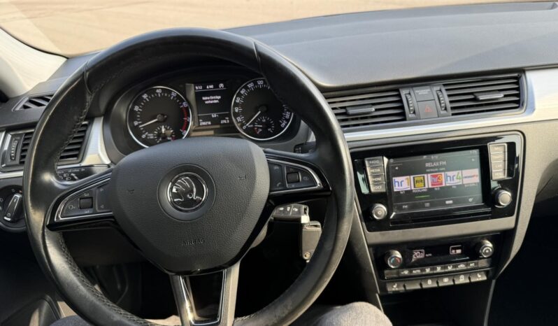 
								2017 SKODA RAPID pilnas									