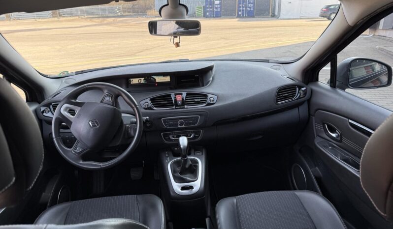 
								2011 RENAULT GRAND SCENIC pilnas									