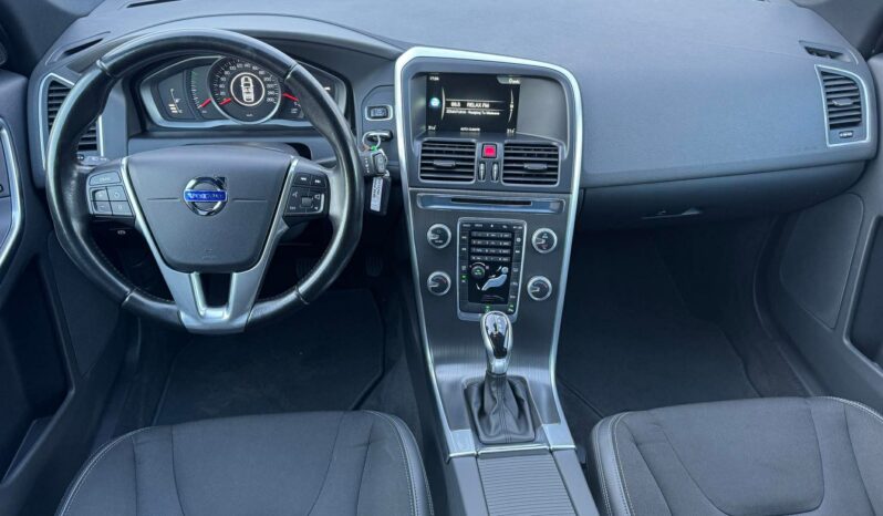 
								2015 VOLVO XC60 pilnas									