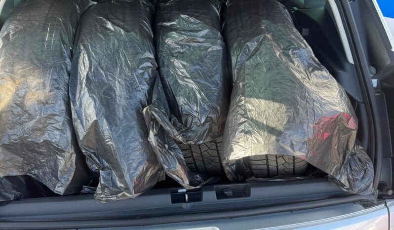 
								2015 PEUGEOT 3008 pilnas									