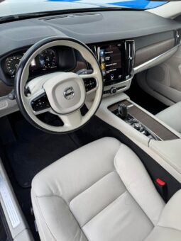 
										2020 VOLVO V90 CROSS COUNTRY pilnas									