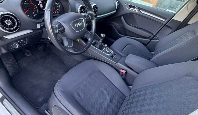 
								2016 AUDI A3 pilnas									