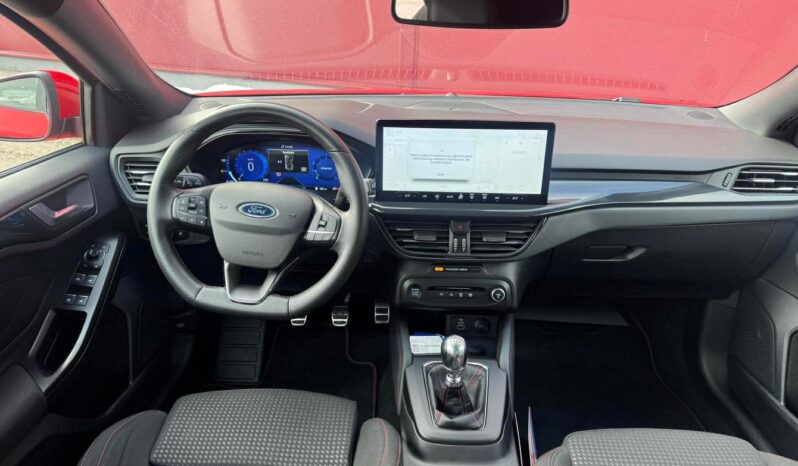 
								Ford Focus pilnas									