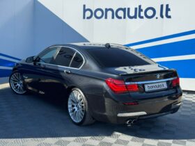 2013 BMW 730