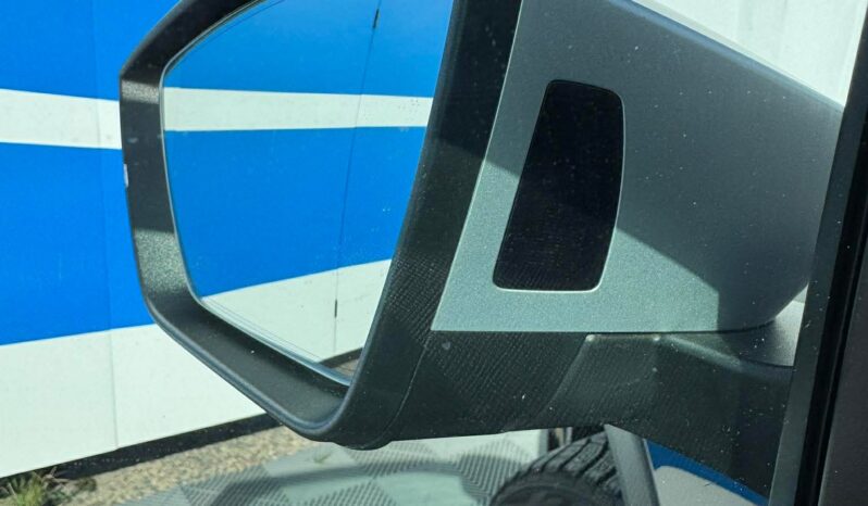 
								Skoda Octavia Scout pilnas									