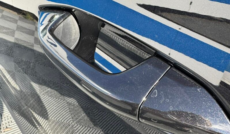 
								Skoda Octavia Scout pilnas									