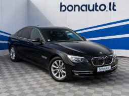2013 BMW 730