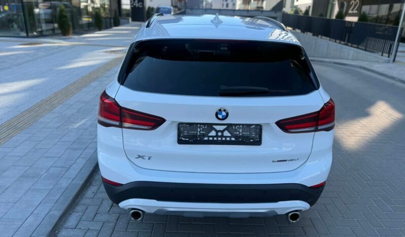 
								2020 BMW X1 pilnas									