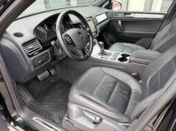 
										2014 VOLKSWAGEN TOUREG pilnas									