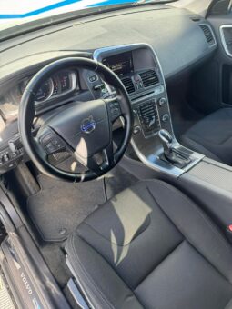 
										2016 VOLVO XC60 pilnas									