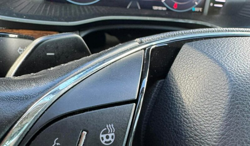 
								Skoda Octavia Scout pilnas									