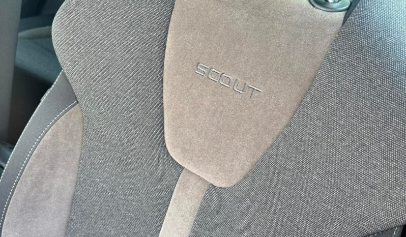 
								Skoda Octavia Scout pilnas									