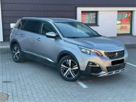 2019 PEUGEOT 5008