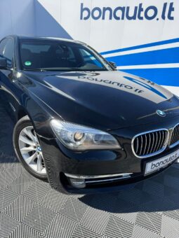 2013 BMW 730