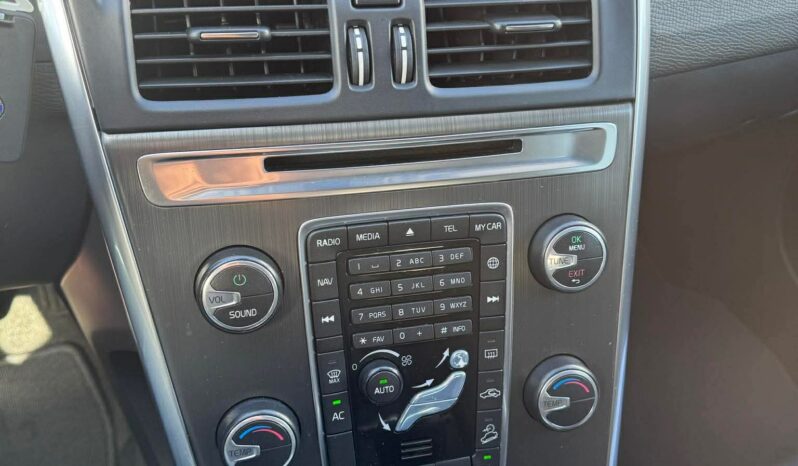 
								2016 VOLVO XC60 pilnas									