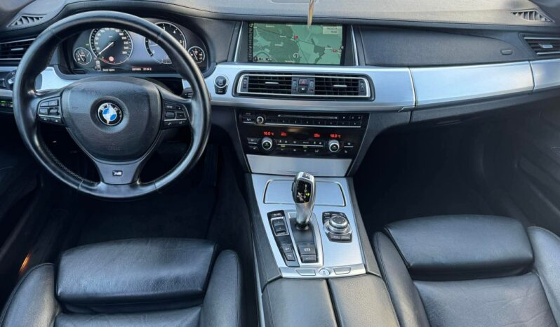 
								2013 BMW 730 pilnas									