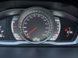 
										Volvo V60 pilnas									
