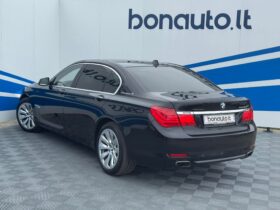 2010 BMW 750