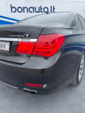 2010 BMW 750