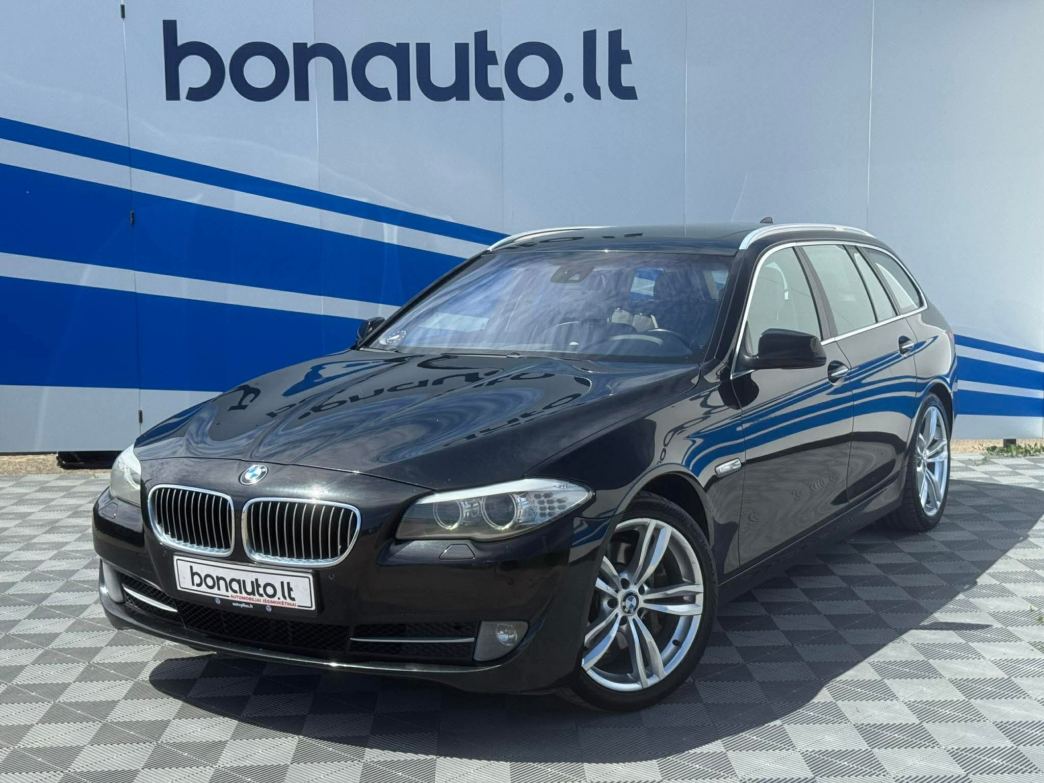 2010 BMW 530