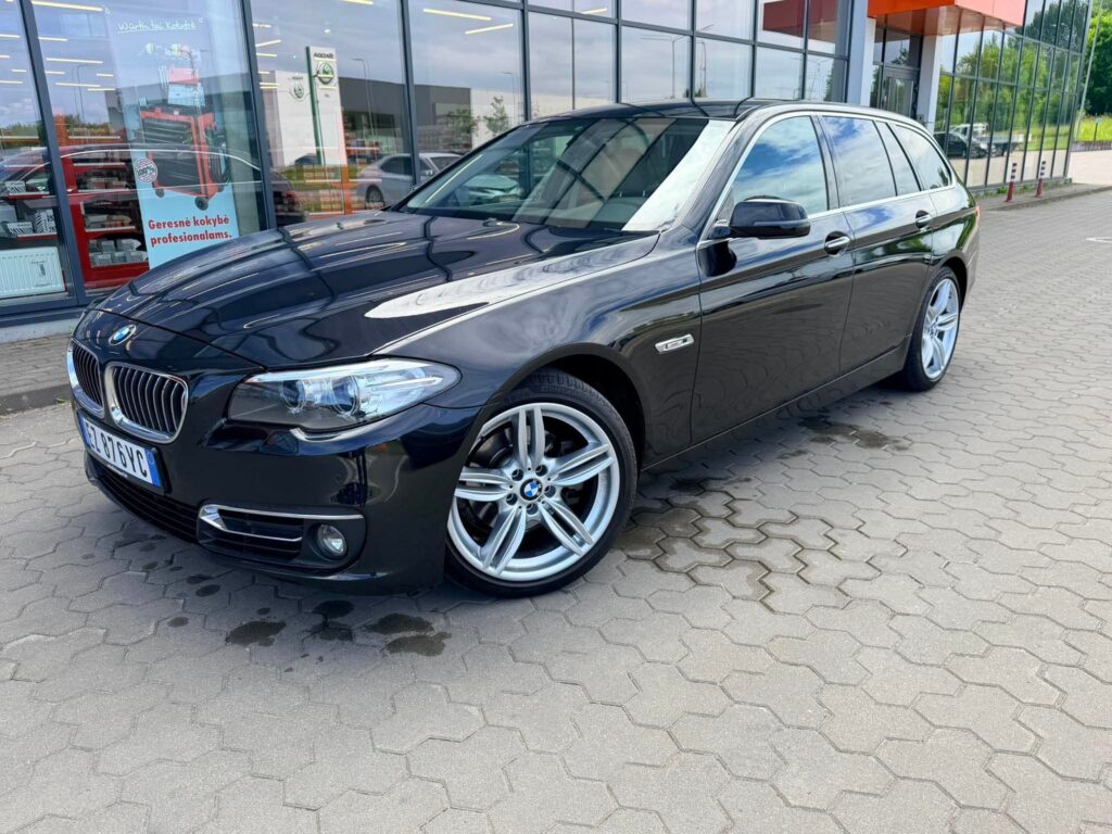 2015 BMW 520