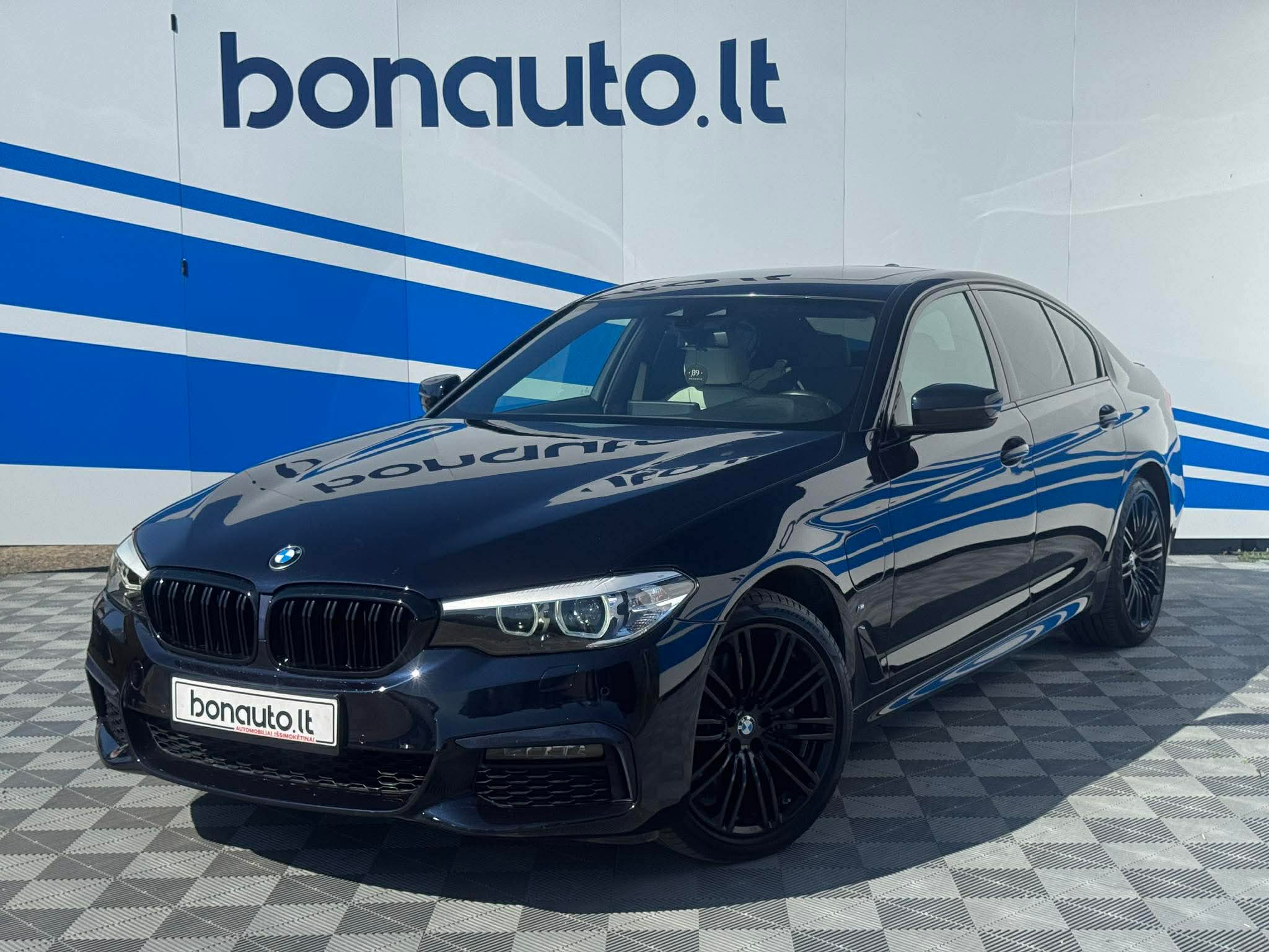 BMW 530