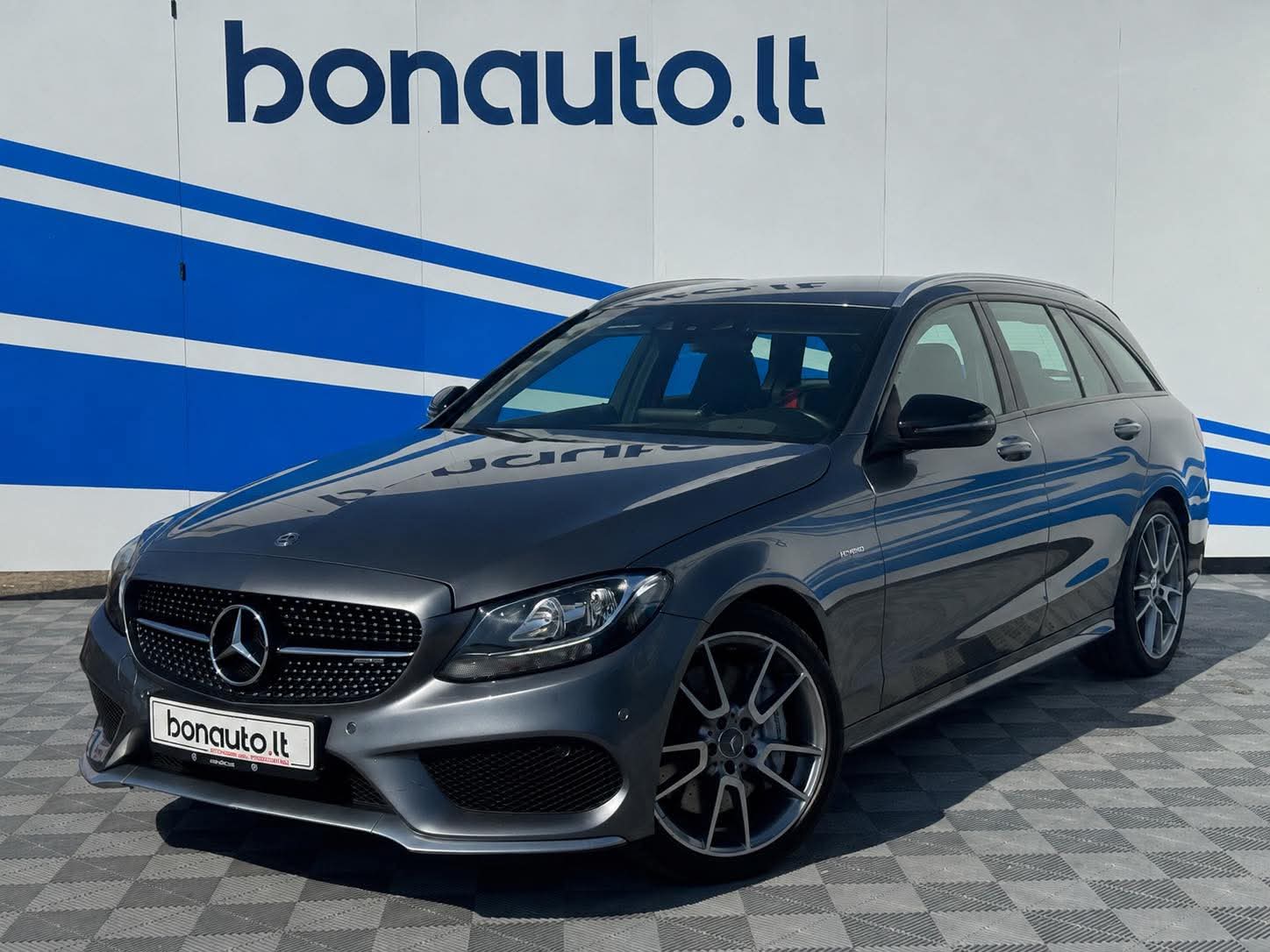 Mercedes-Benz C43 AMG