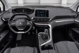 2019 PEUGEOT 5008