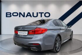 2019 BMW 530