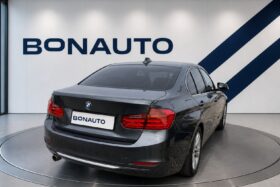 2014 BMW 320